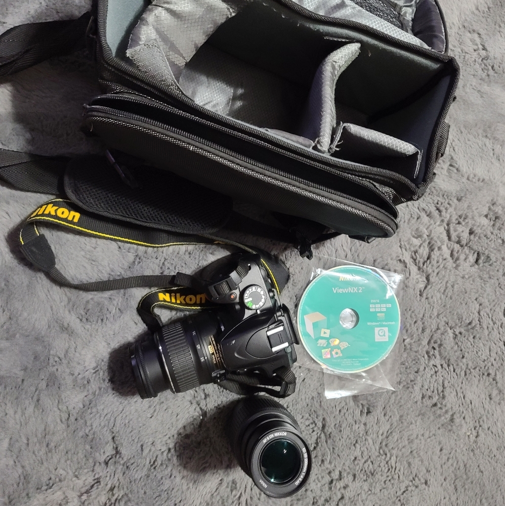 NIKON D3200